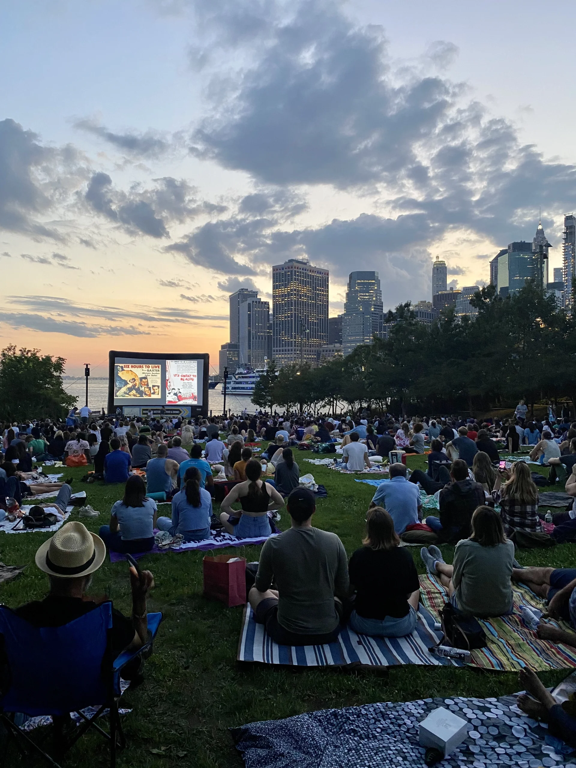 cine al aire libre gratis en nyc verano en nyc