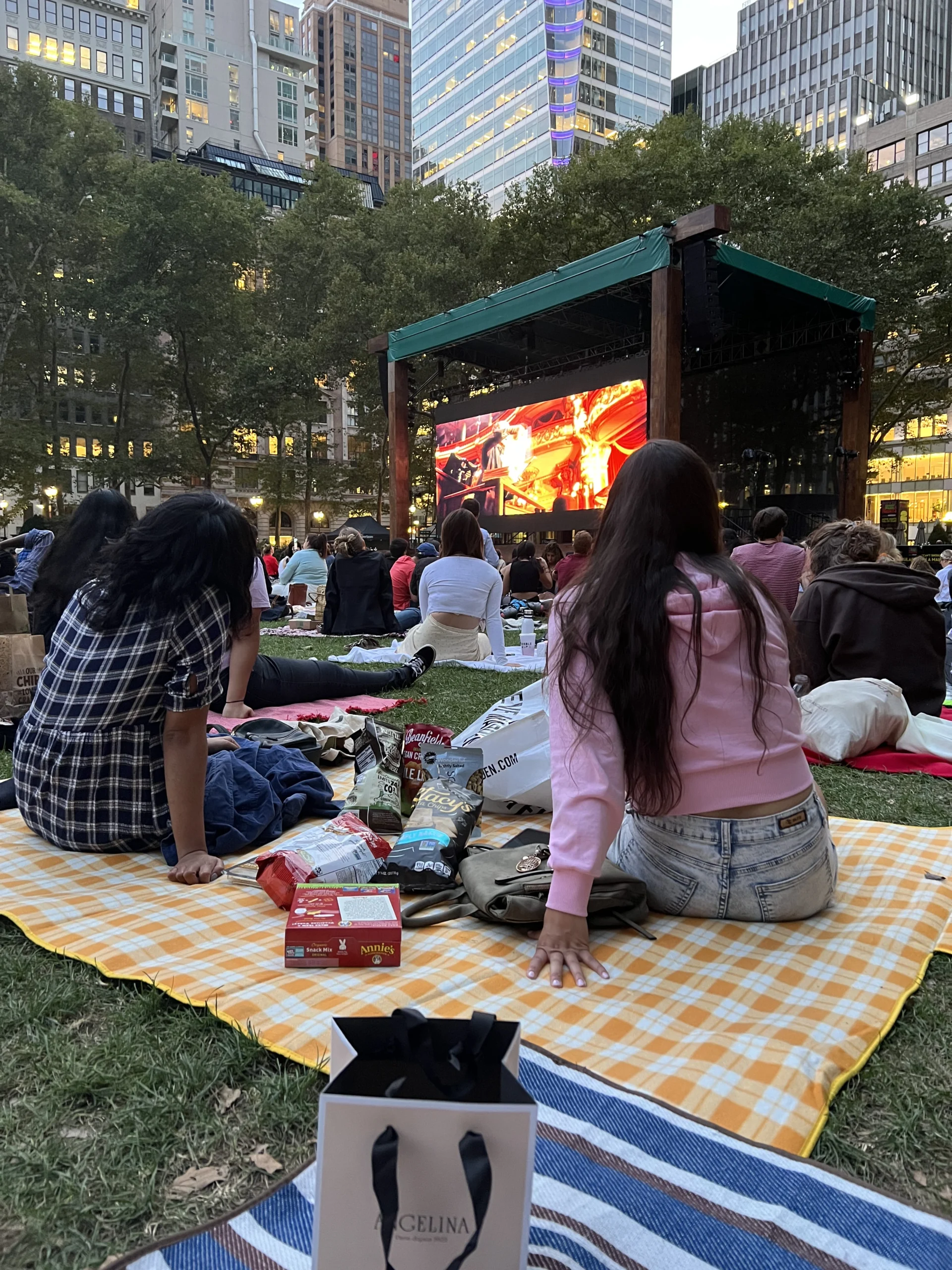 cine al aire libre gratis en nyc verano en nyc