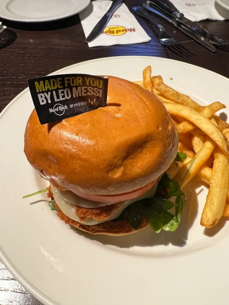 hamburguesa messi hard rock