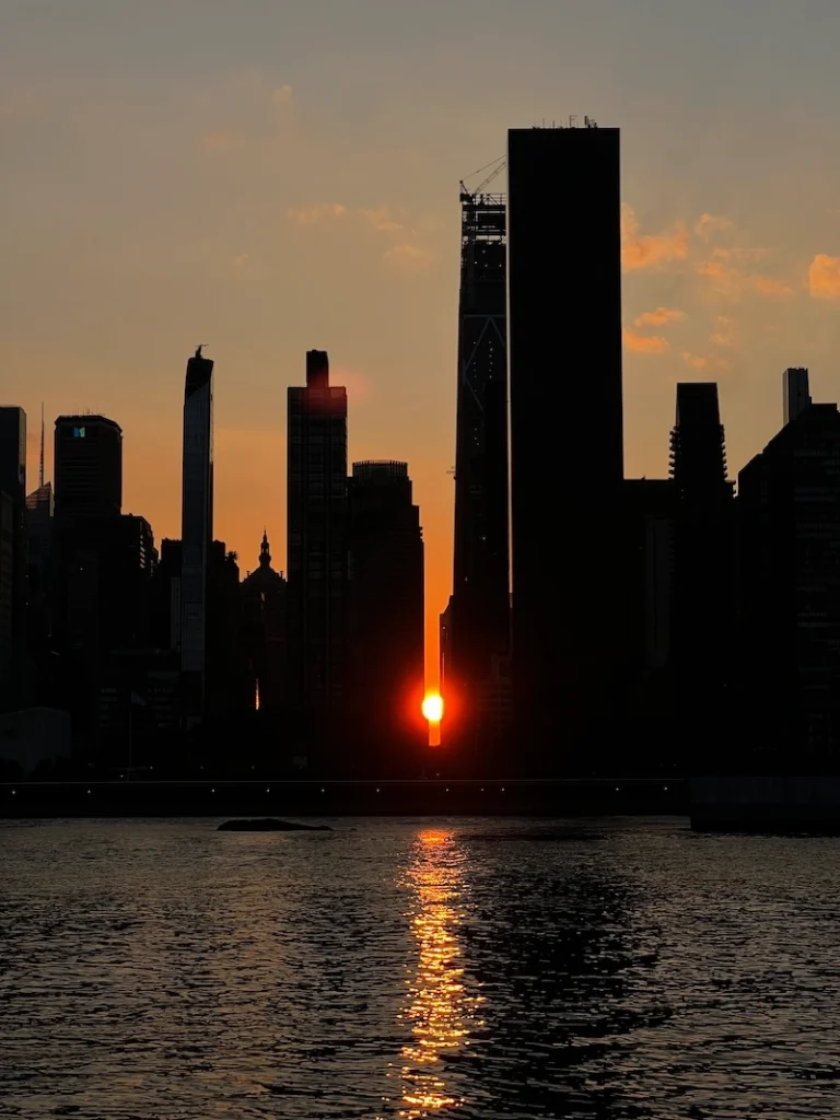 manhattanhenge nyc nymyway